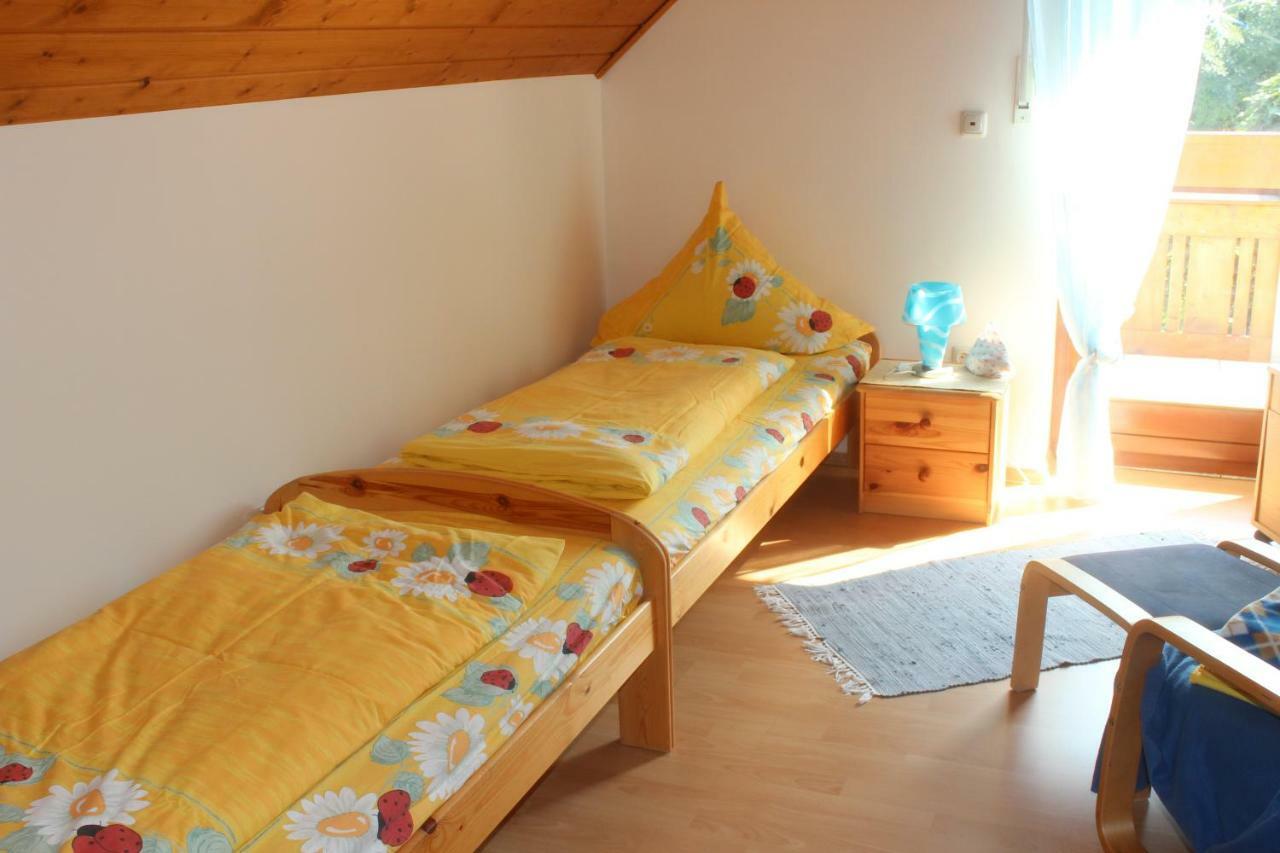Ferienwohnung Schuetz Hirschaid Exterior photo